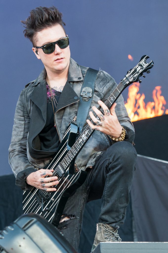 Actualizar 53+ imagen synyster gates outfit
